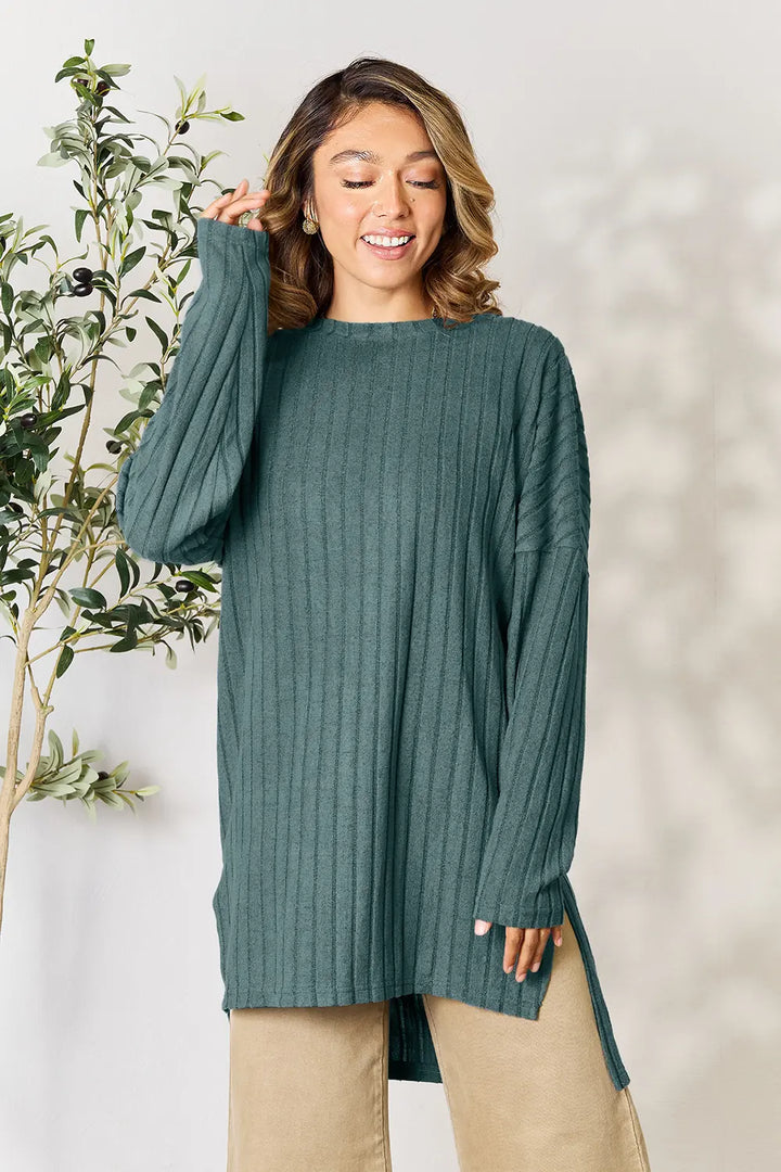 Ribbed knit long sleeve tunic top with side slits