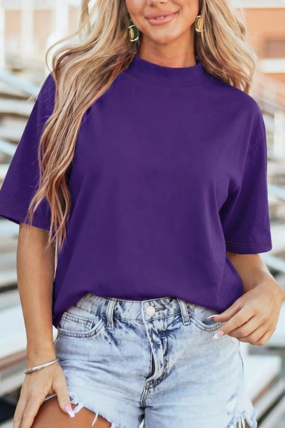 Mauve Reversible contrast-stitched mock neck short sleeve tee
