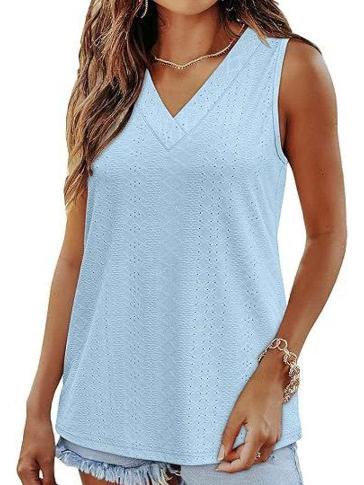 Eyelet V-neck sleeveless tank with diamond texture
