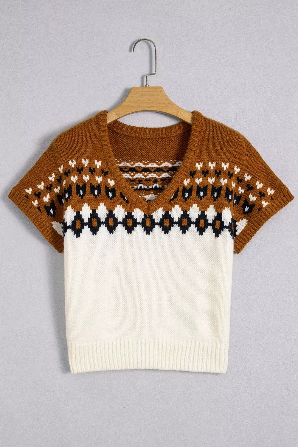 Geometric fair isle short sleeve V-neck sweater