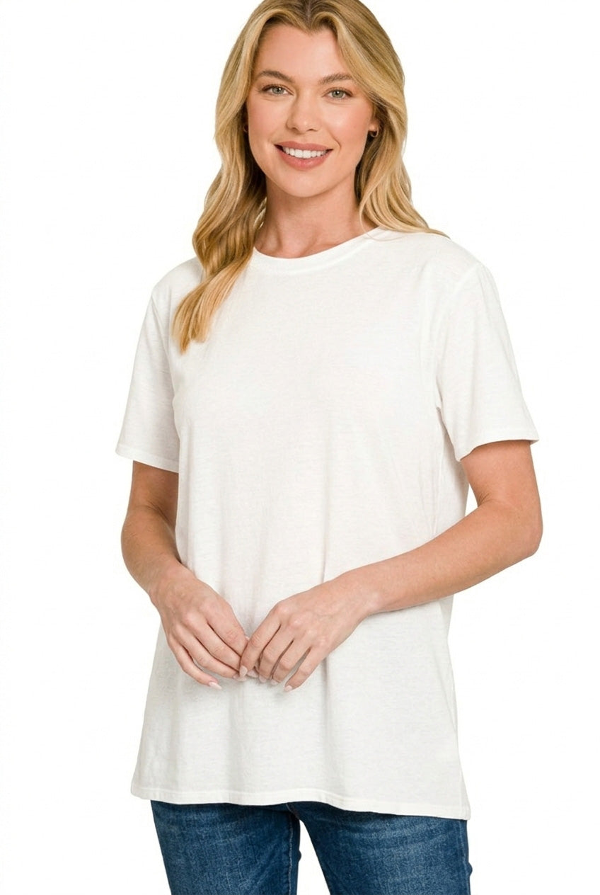 Cotton boyfriend tee with round neck and curved hem