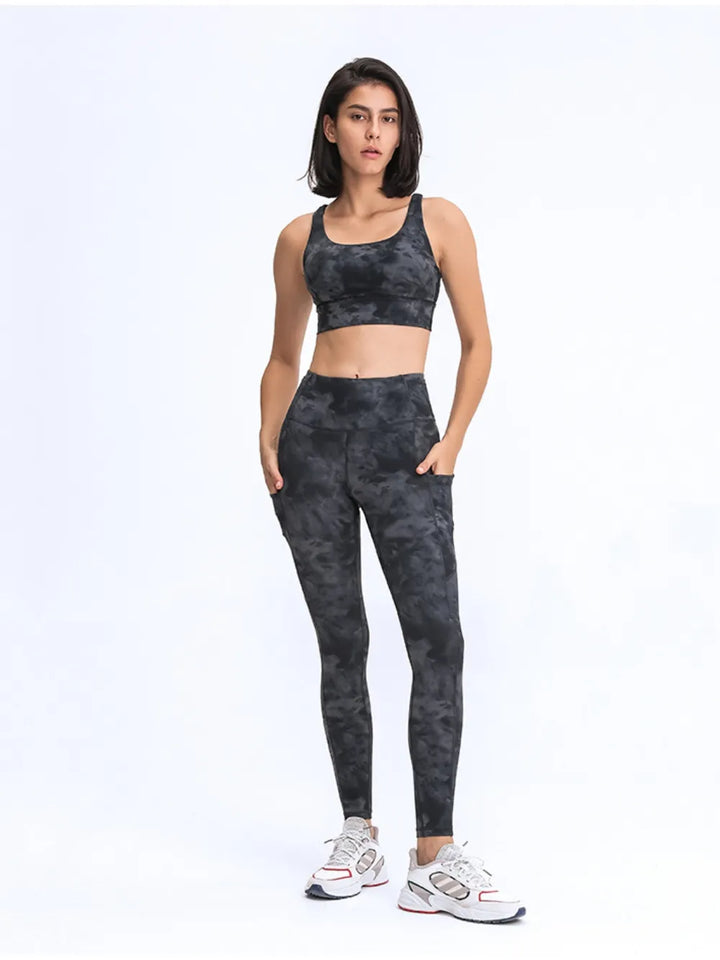 Wide waistband high-rise leggings with side pockets