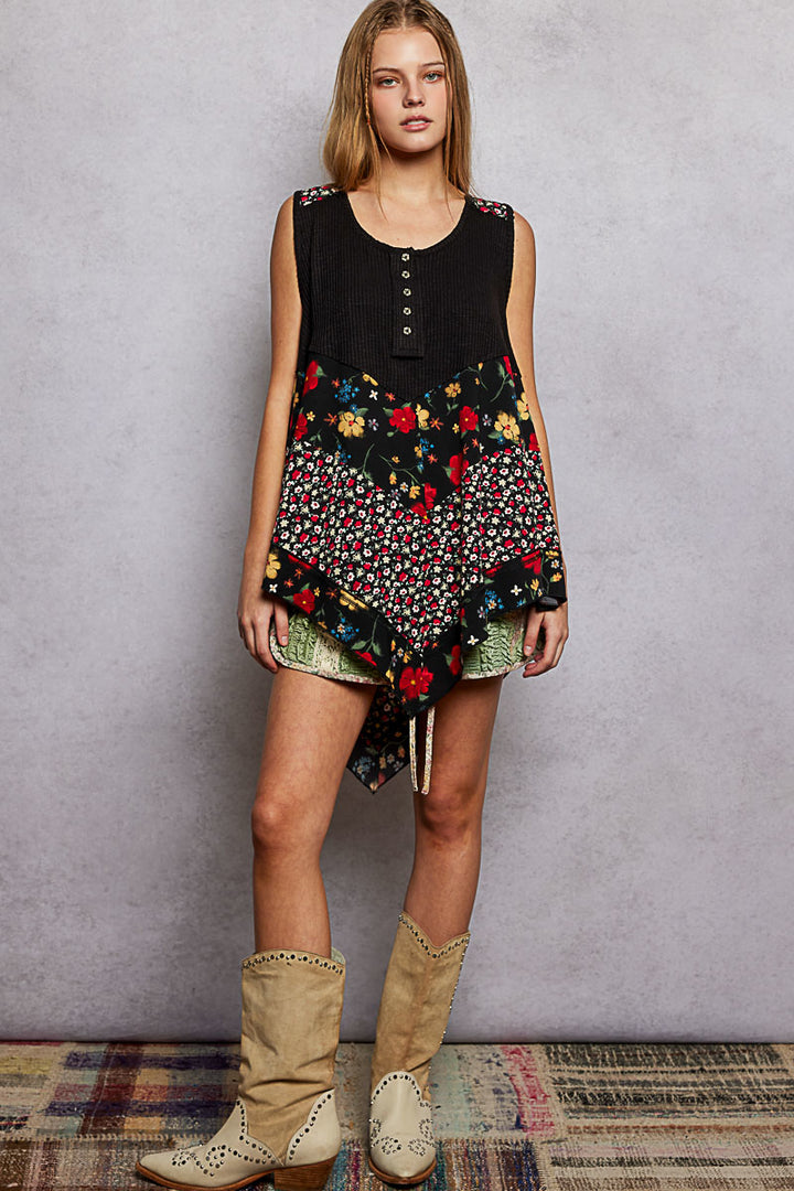 Ribbed swing tank with mixed floral print and button placket