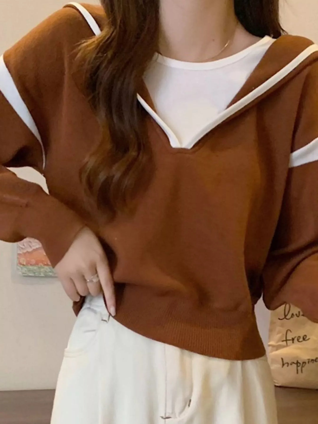 Contrast trim hooded pullover sweater with striped sleeves