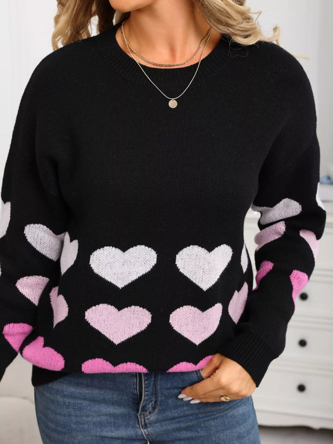 Heart pattern crew neck sweater with ribbed cuffs