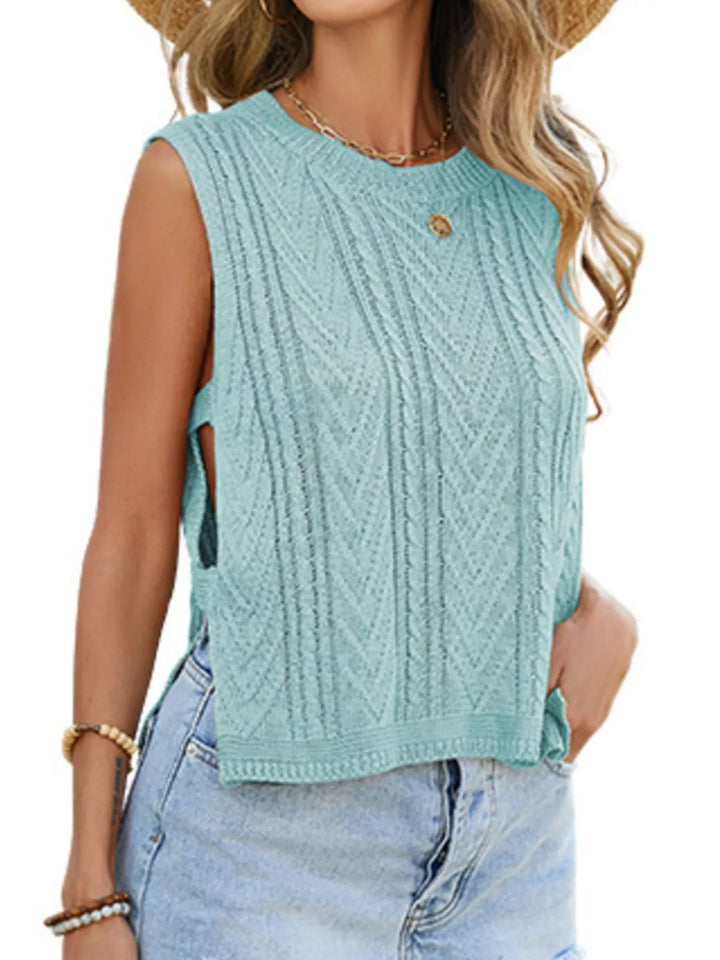 Chevron cable-knit sleeveless sweater vest with side slits