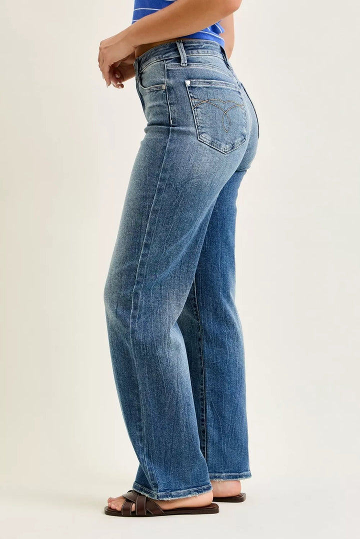 Mid-rise 90s straight leg stretch jeans