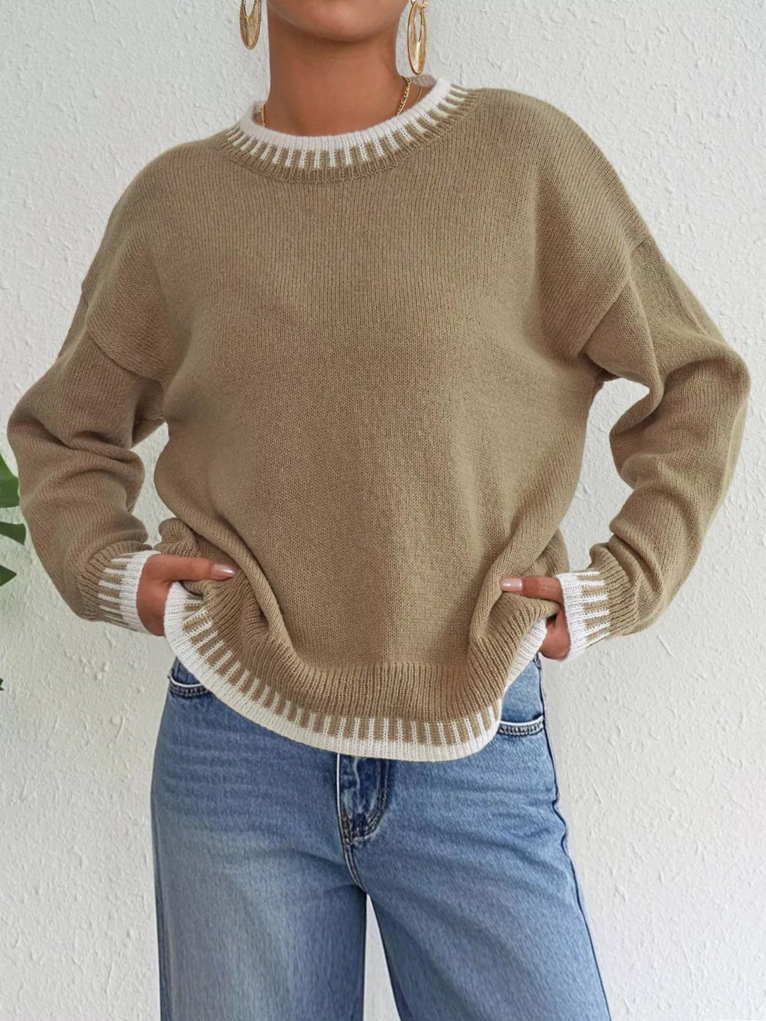 Contrast whipstitch trim drop shoulder crew neck sweater
