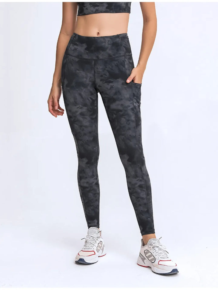 Black Wide waistband high-rise leggings with side pockets