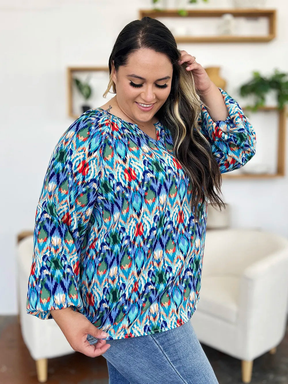 Abstract print balloon sleeve blouse with split neck