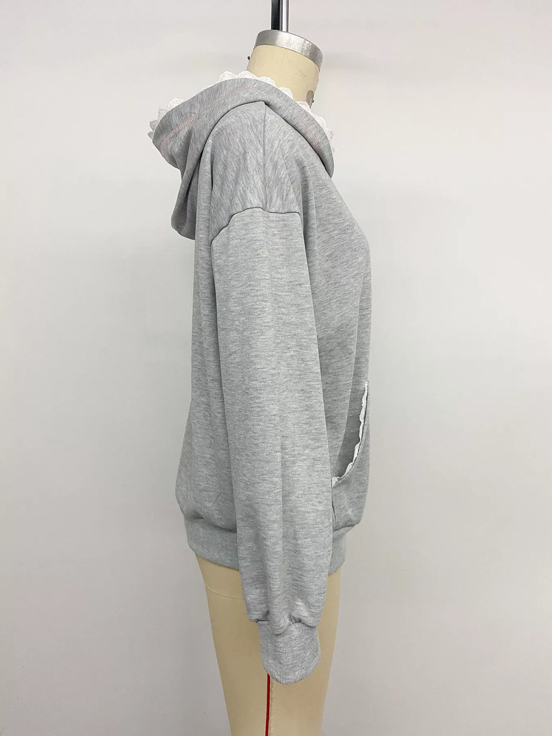 Bow embroidered hoodie with lace trim and front pocket