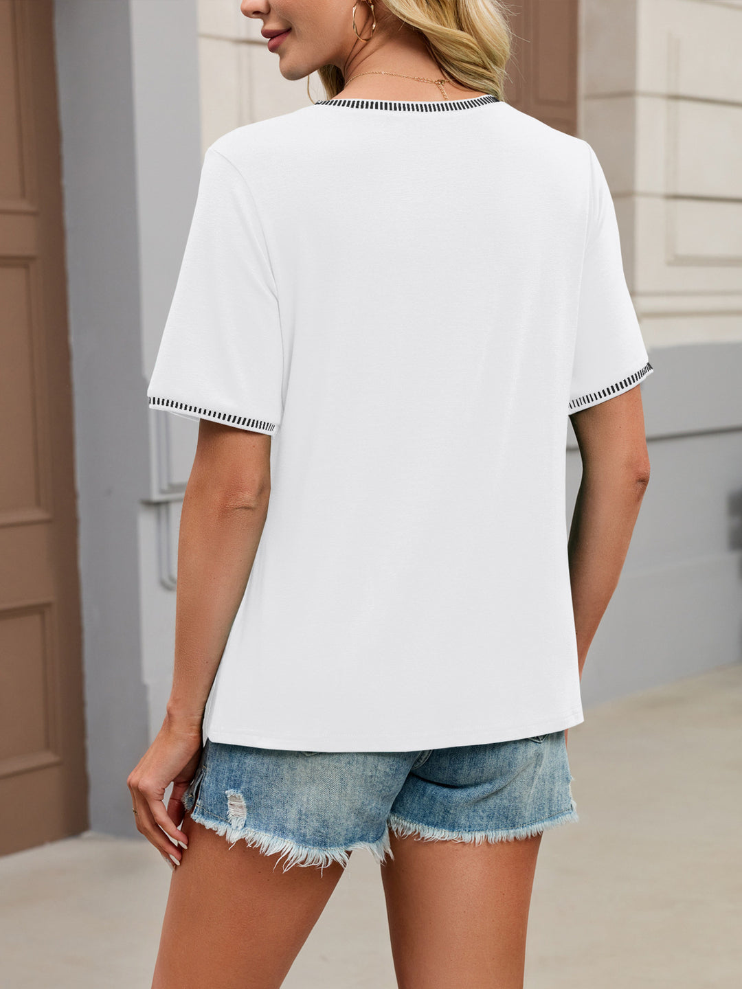 Contrast whipstitch trim short sleeve top with pintucks