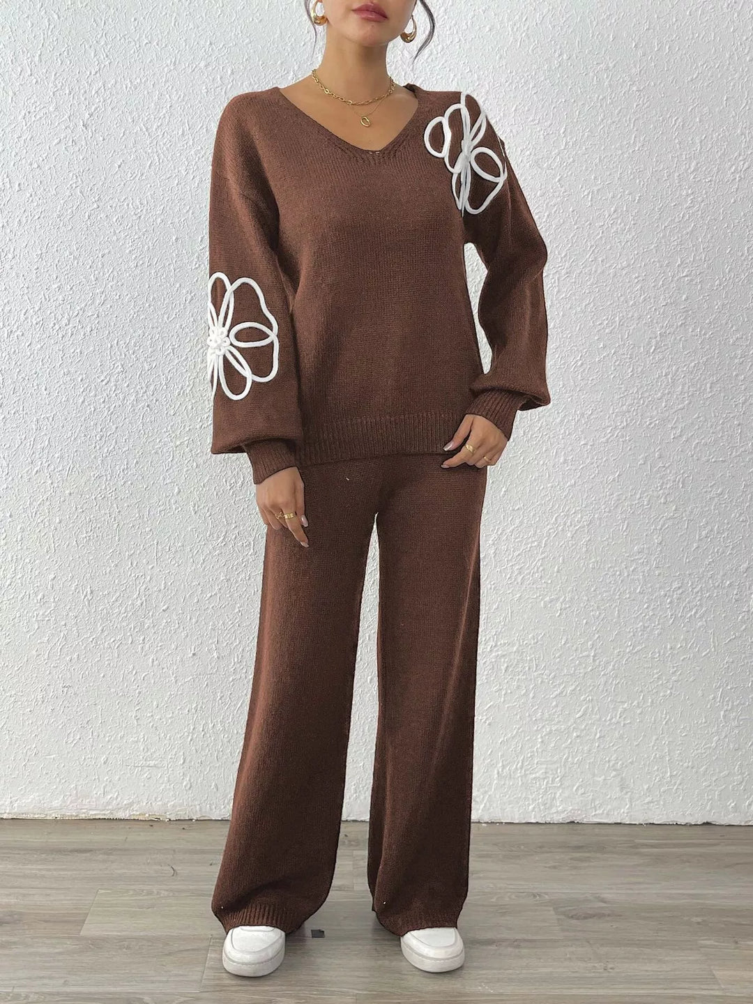 Floral embroidered V-neck sweater set with wide-leg pants