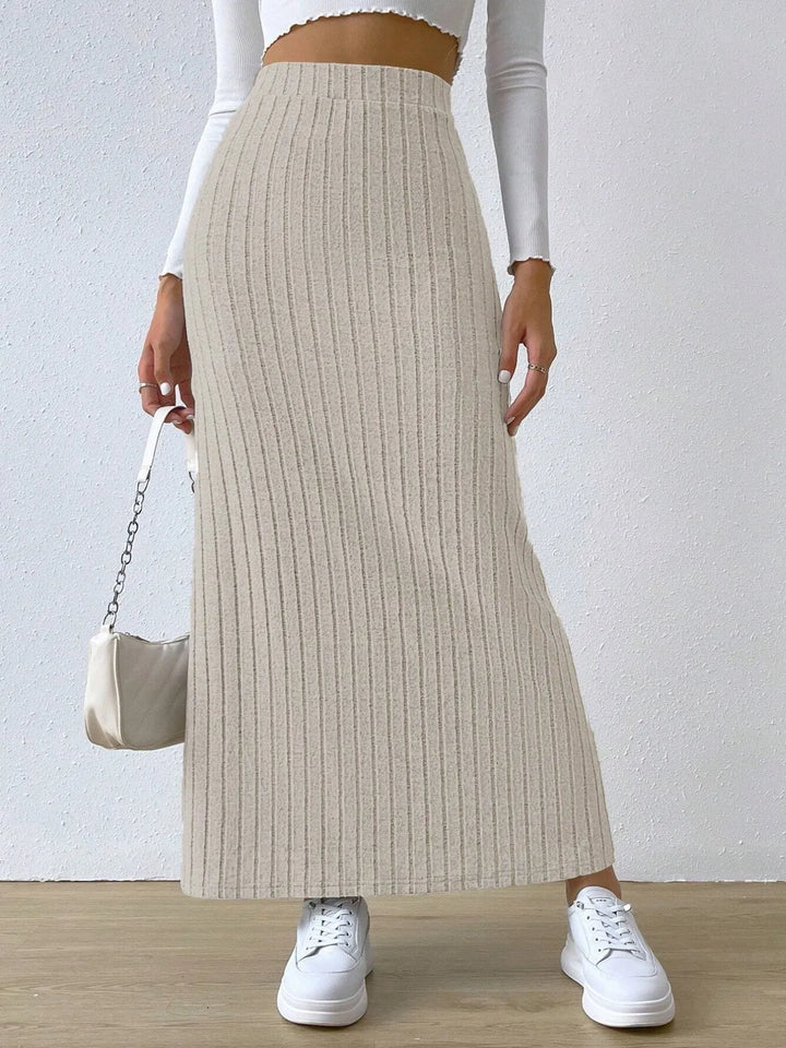 Ribbed knit high-waist maxi skirt with front slit