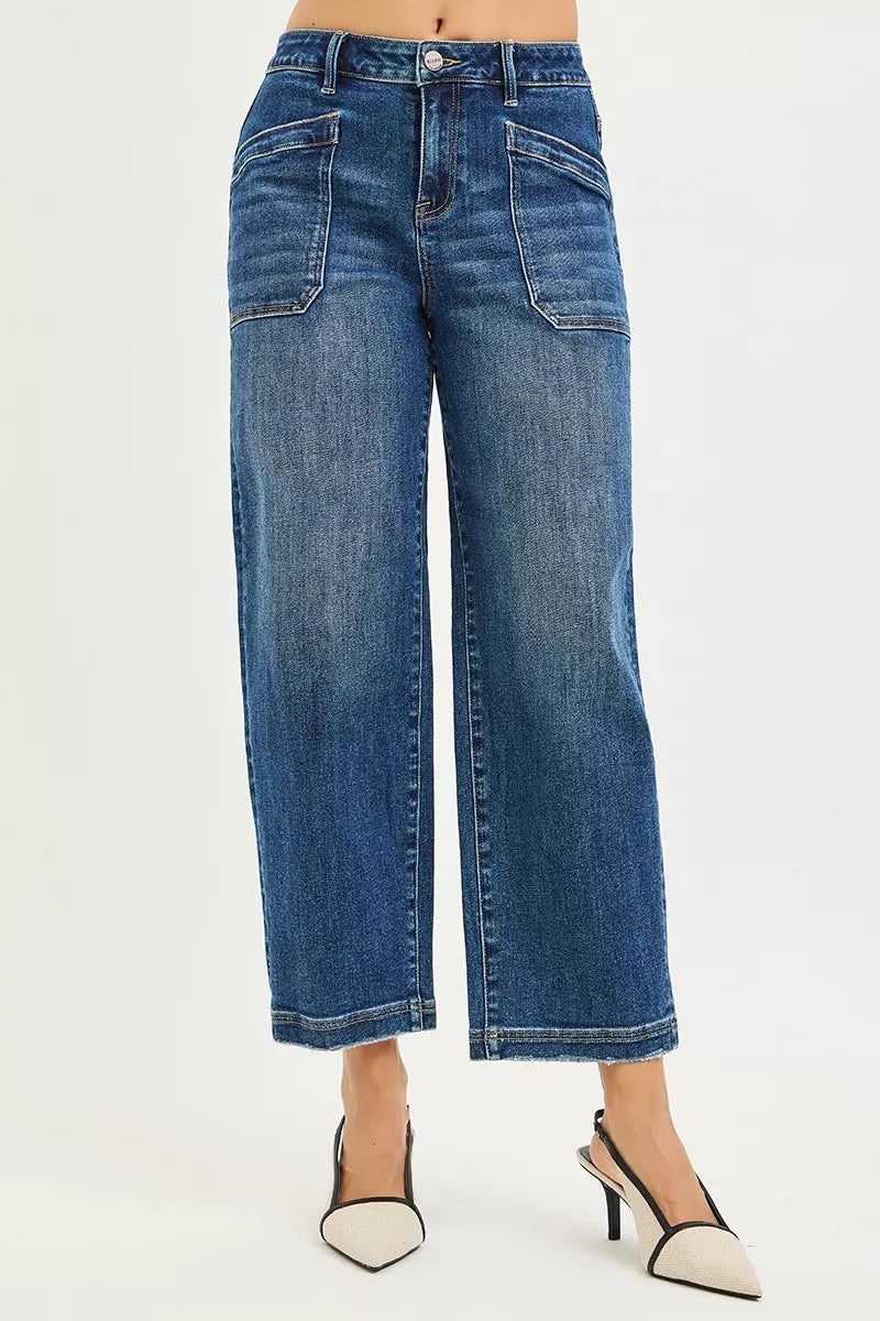 Wide-leg cropped jeans with patch pockets and raw hem