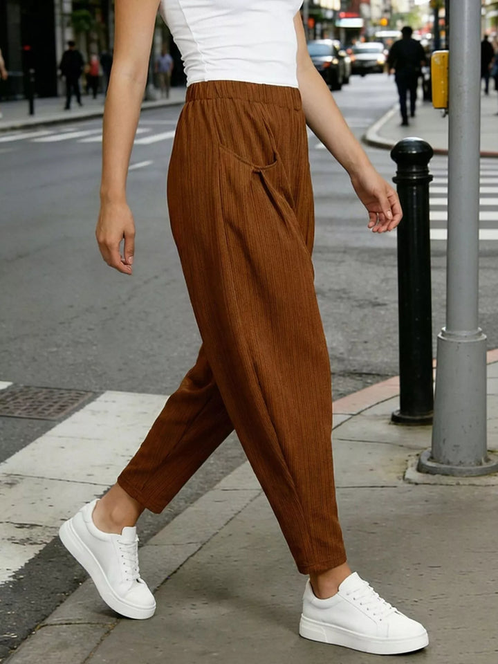Plus size elastic waist harem pants with side pockets