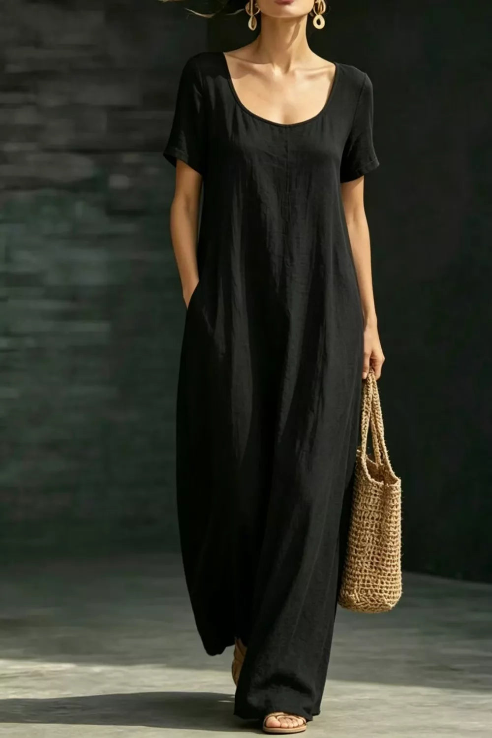 Relaxed scoop neck short sleeve maxi dress with pockets