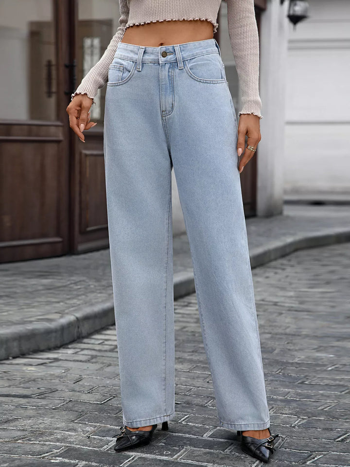 Relaxed high-rise wide leg jeans with front pockets