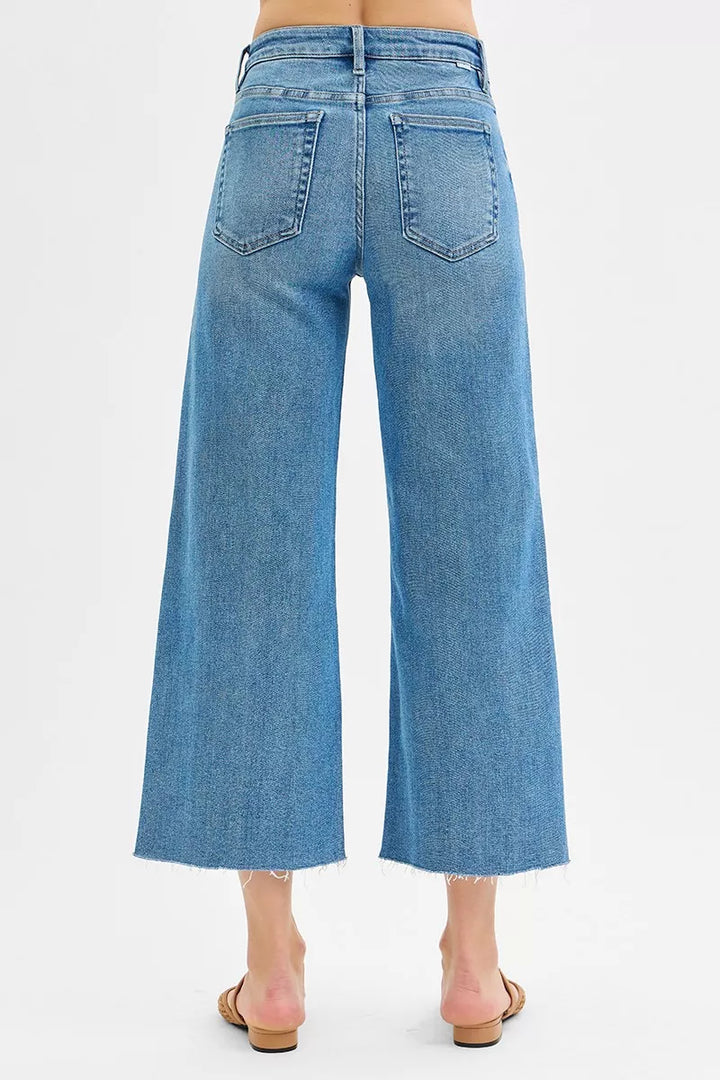Mid-rise wide-leg crop jeans with raw hem and front slit