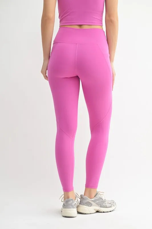 High-waisted sculpting leggings with side pockets