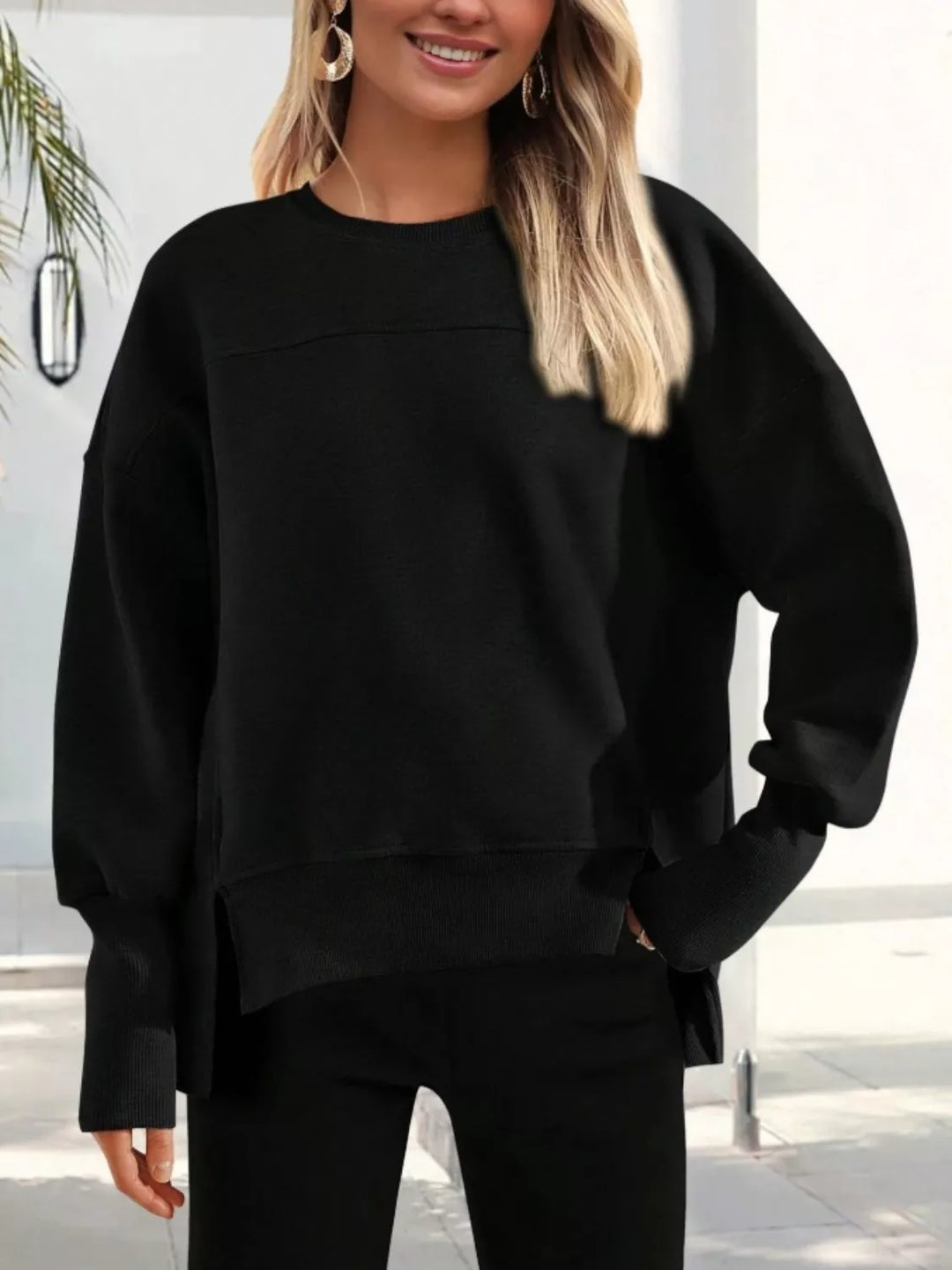 Black Side slit drop-shoulder relaxed crewneck sweatshirt
