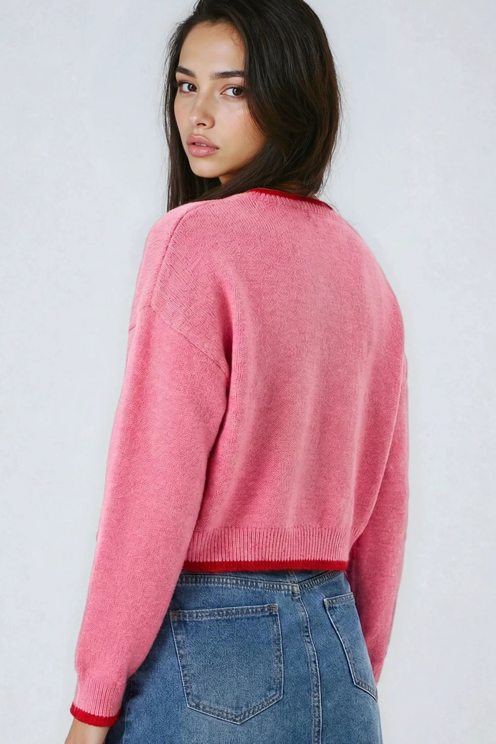 Cropped strawberry knit sweater with red ribbed trim - Hot pinik