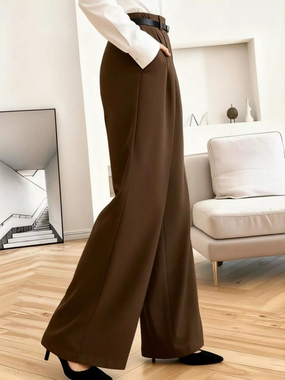High-rise pleated wide-leg trousers with side pockets