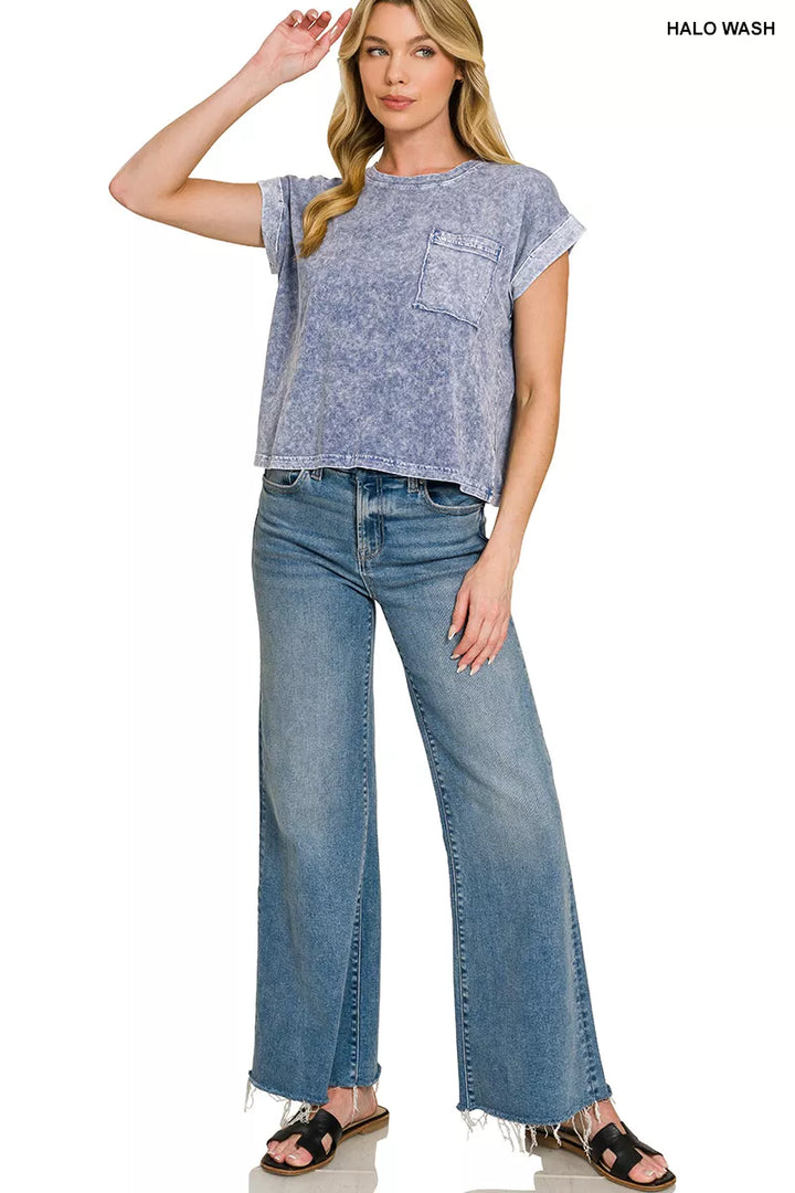 Snow-washed cotton cuffed sleeve tee with chest pocket