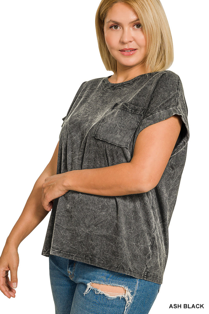 Crinkle wash pocket tee with folded short sleeves