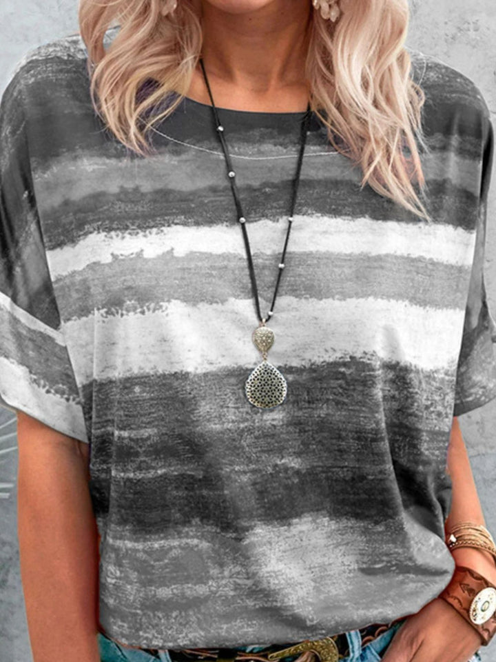 Abstract stripe round-neck short sleeve t-shirt