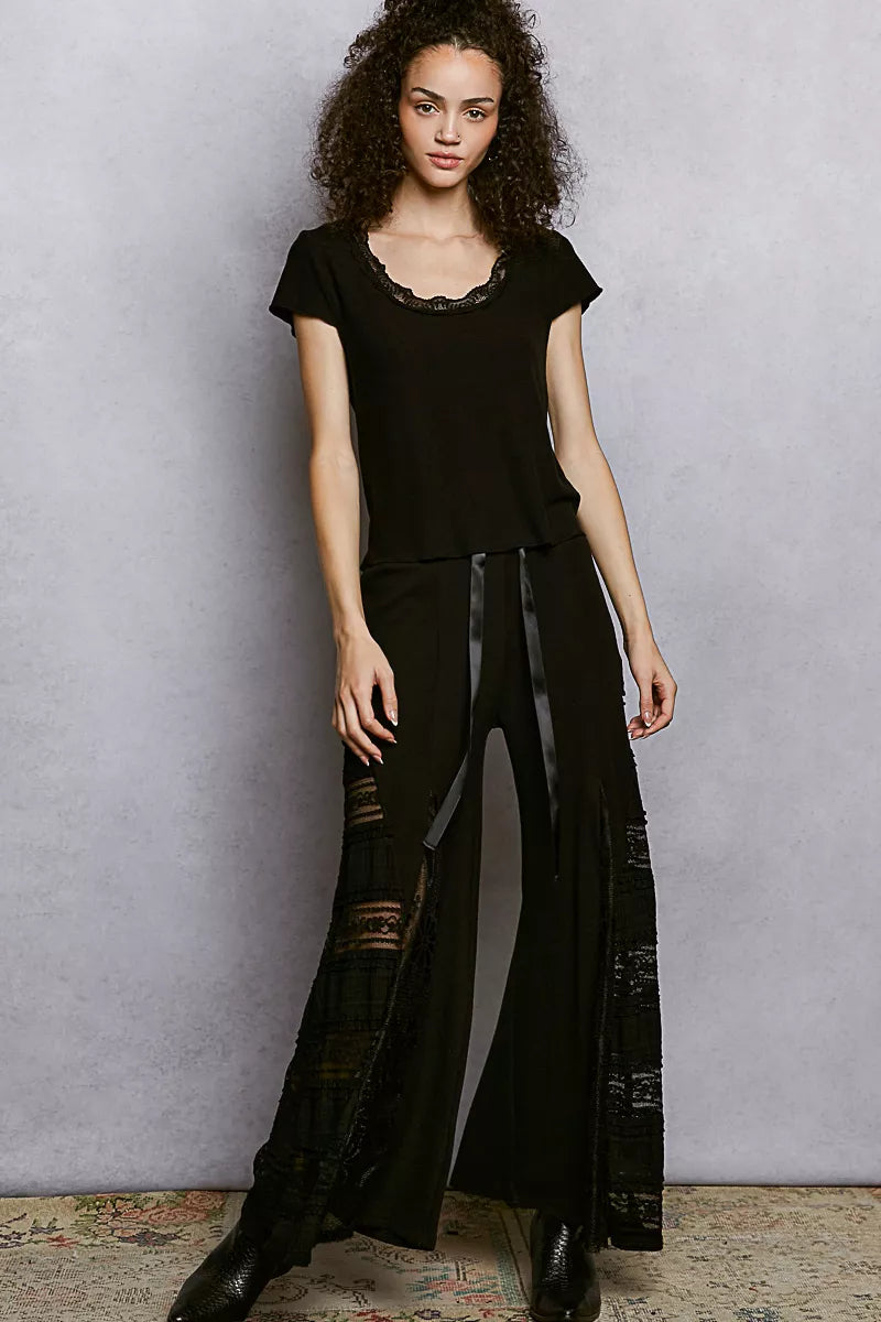 Ribbed scoop neck crop top with lace trim