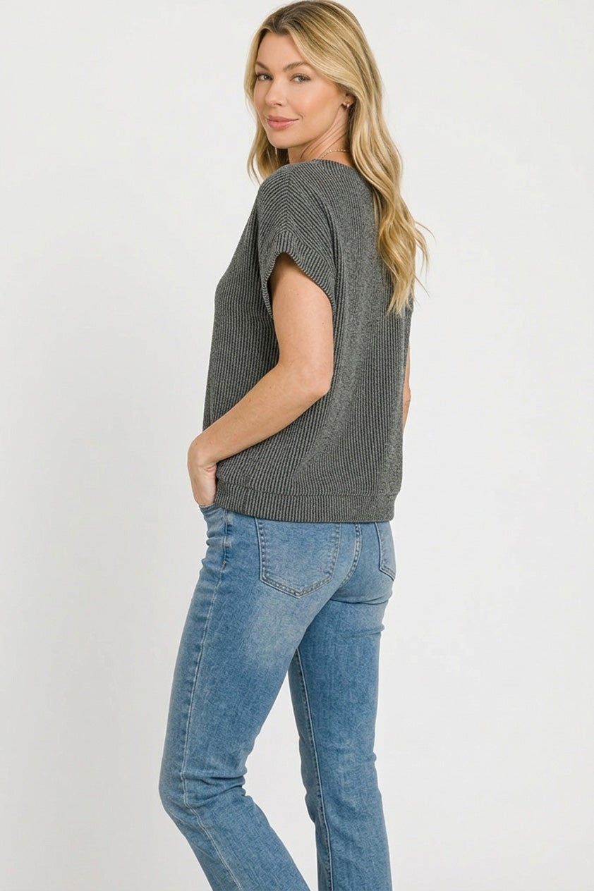 Raised rib knit boxy top with short sleeves