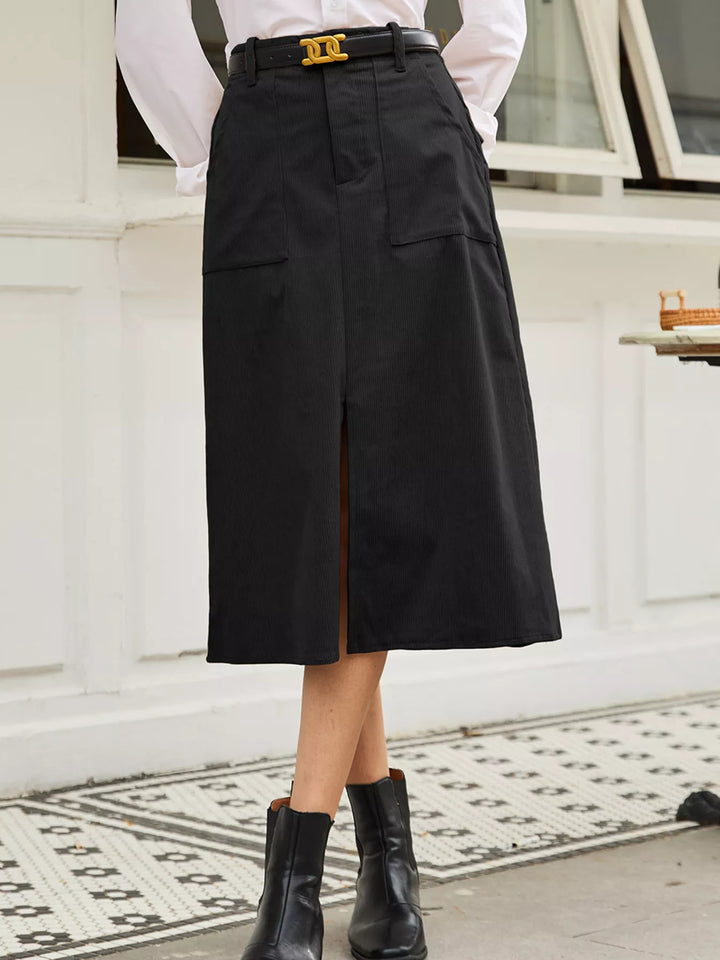 Ribbed high-waist midi skirt with front slit and pockets