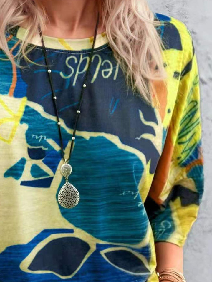 Abstract stripe round-neck short sleeve t-shirt