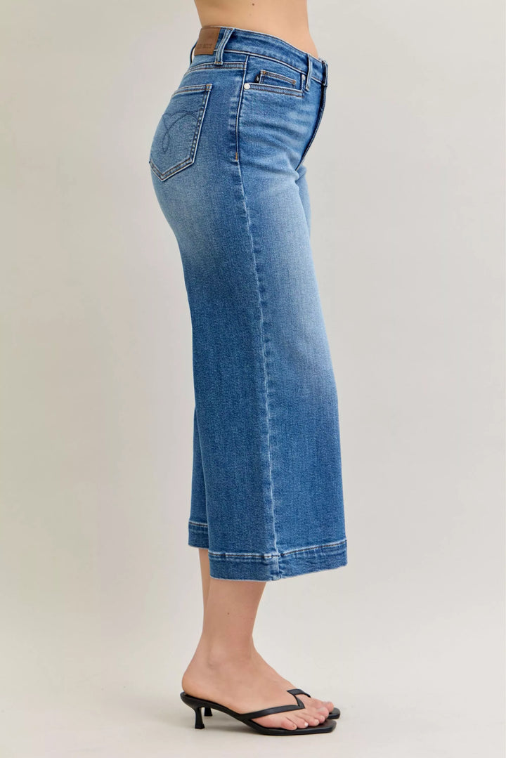 Judy Blue mid-rise crop wide-leg jeans with cuffed hem