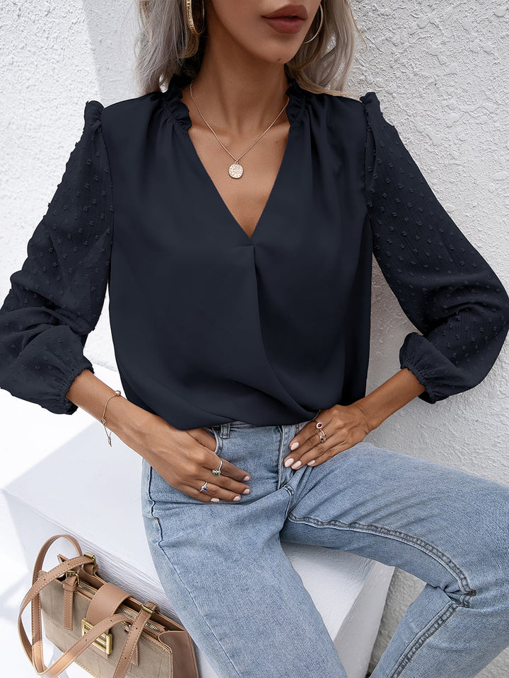 Swiss dot frill V-neck puff sleeve blouse