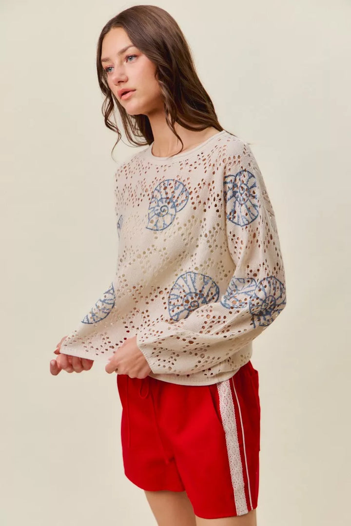 Seashell motif openwork knit long sleeve top