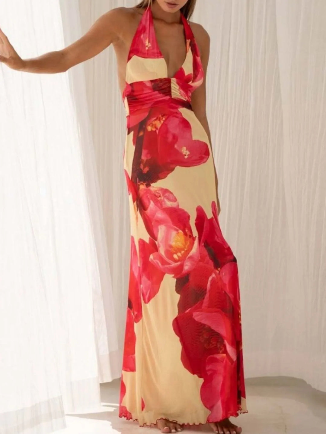 Backless floral halter deep V maxi dress with ruched waist
