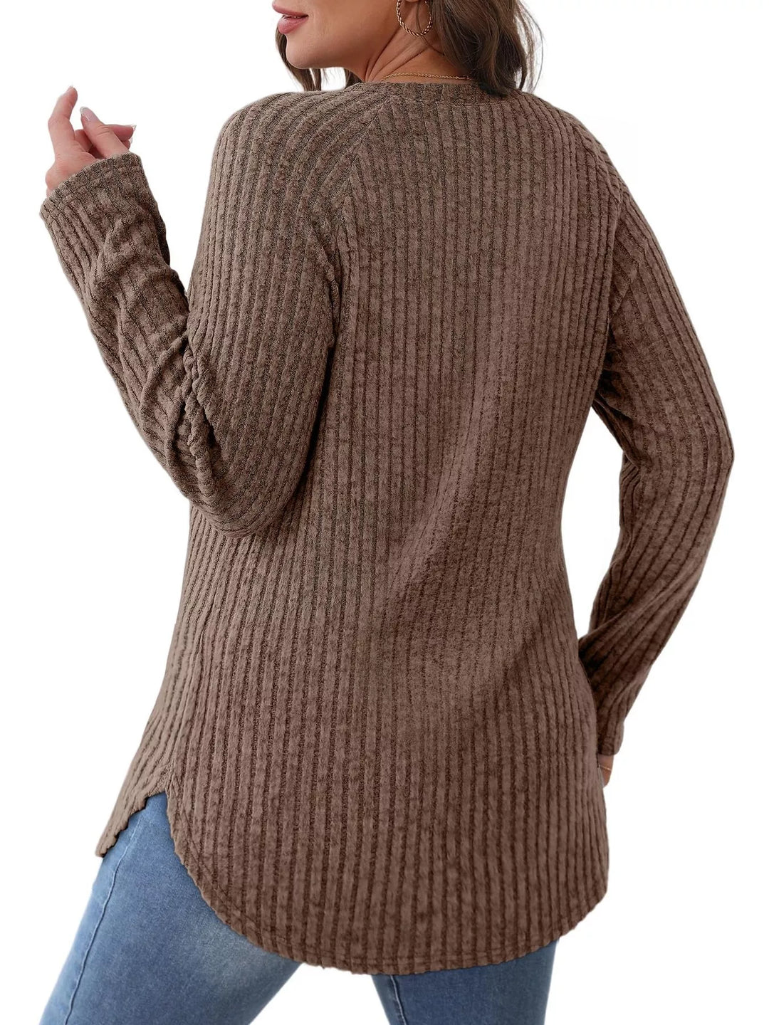 Ribbed knit crew neck long sleeve top with curved hem