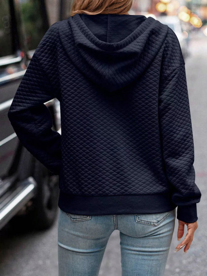 Diamond-textured drawstring pullover hoodie with button placket