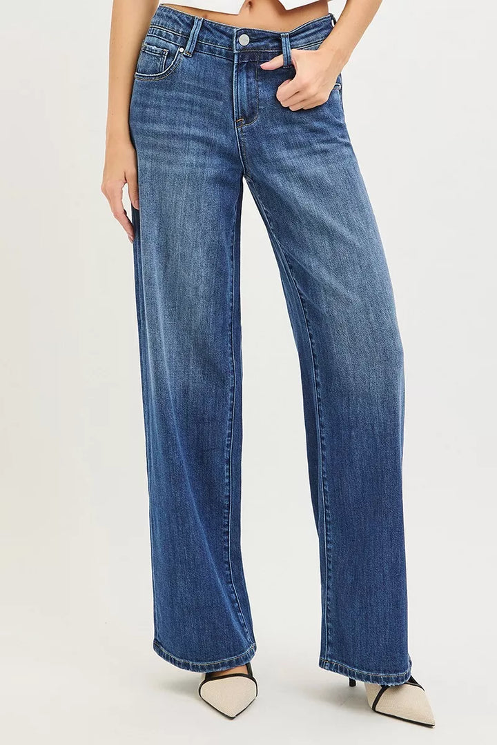 Slouchy mid-rise wide-leg baggy jeans with pockets