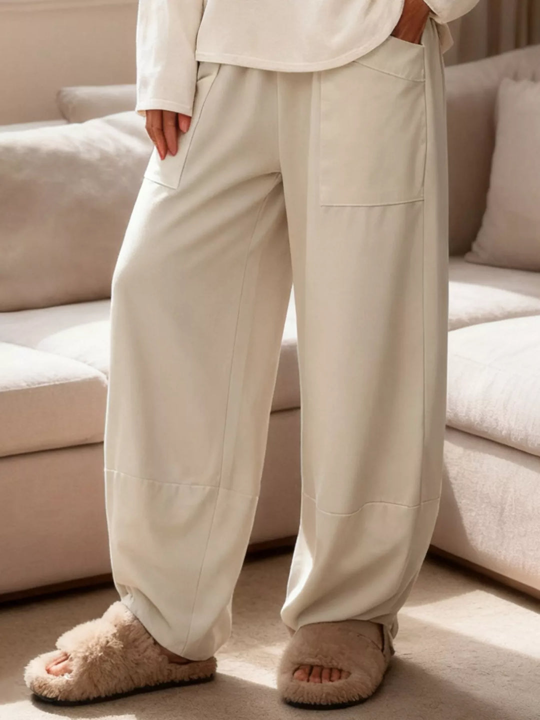 Cream Plus size wide-leg lounge pants with patch pockets