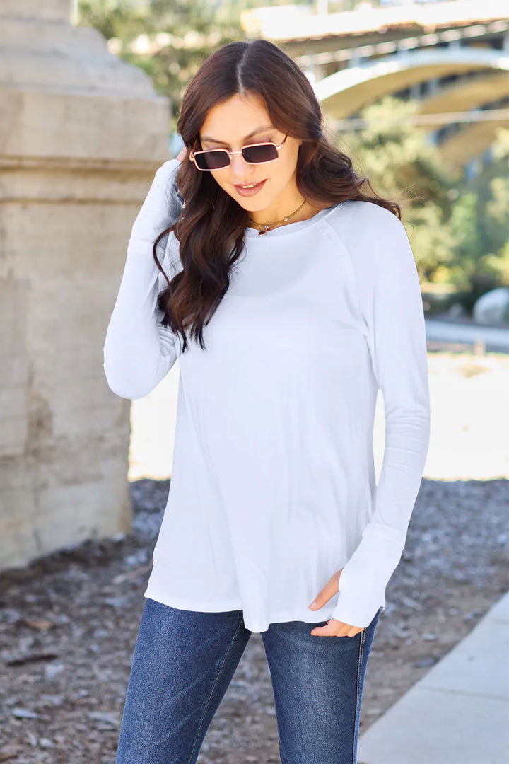 Relaxed raglan long sleeve round neck tee