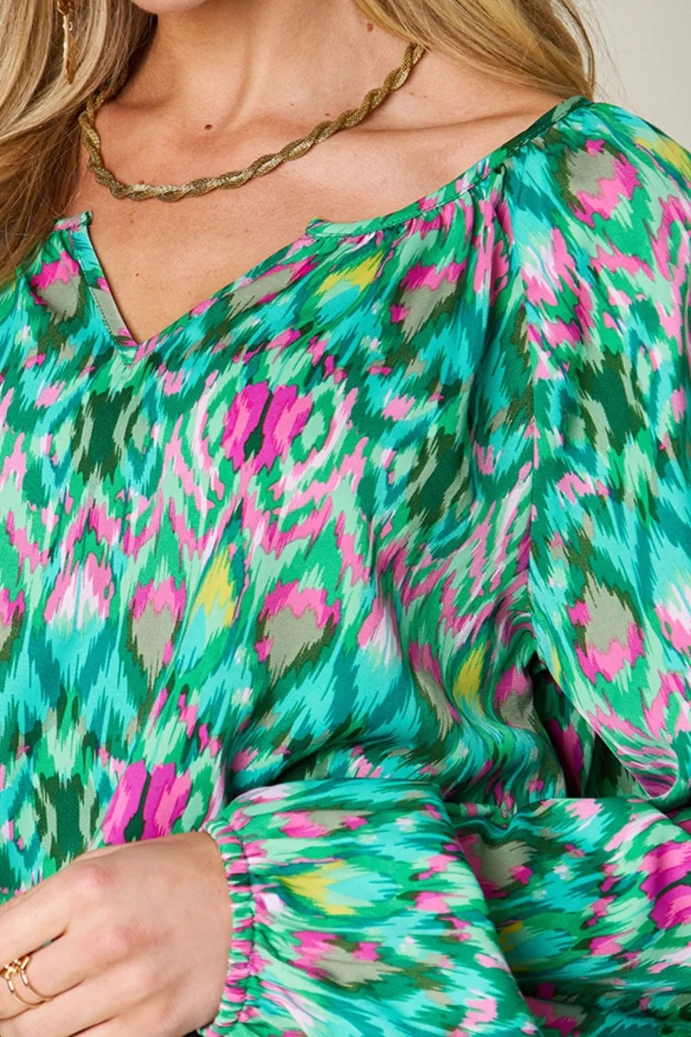 Abstract print balloon sleeve blouse with split neck