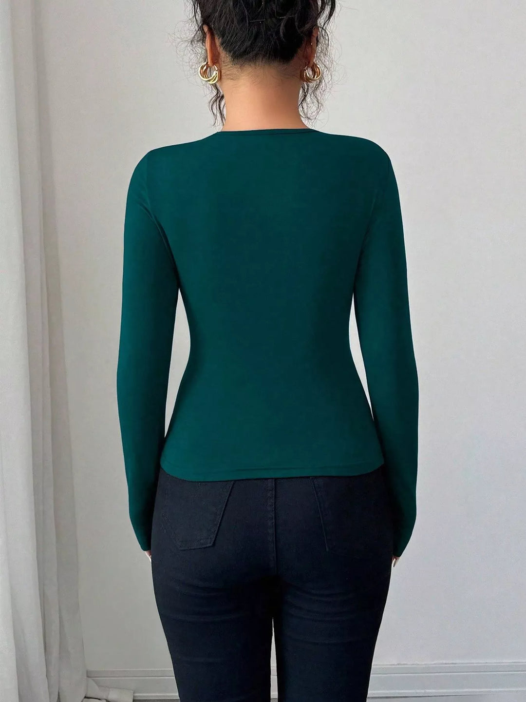 Twist front ring detail long sleeve top with cutout