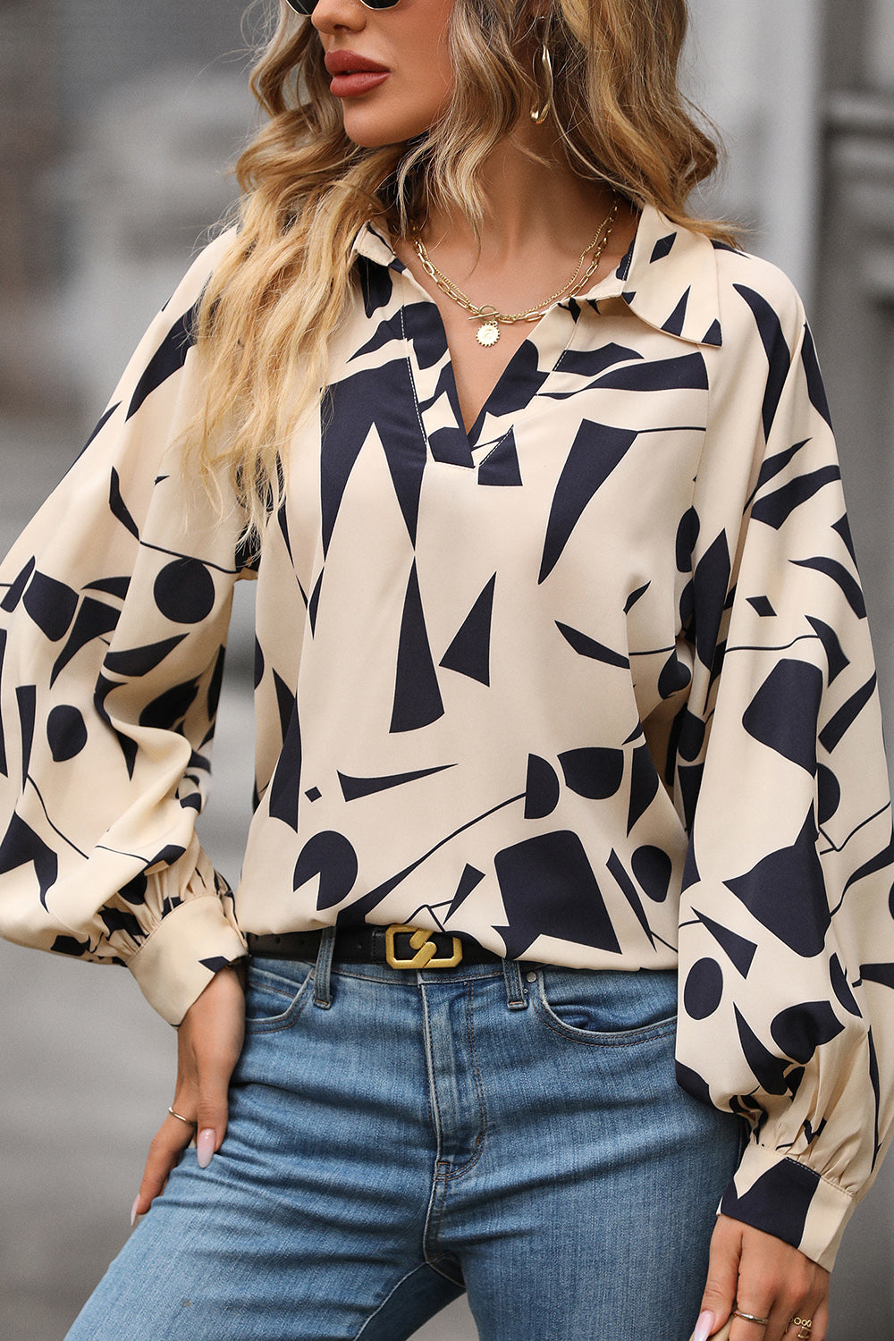 Abstract print Johnny collar blouse with balloon sleeves