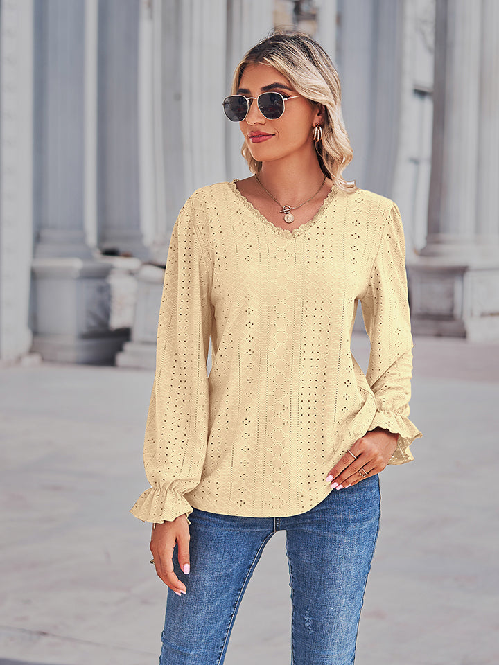 Lemon Eyelet openwork V-neck blouse with flounce sleeves