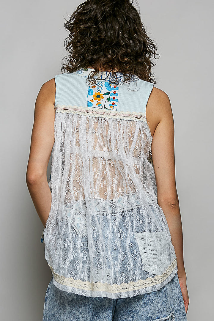 Floral v-neck babydoll tank with lace trim