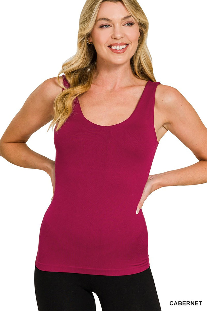 CABERNET Seamless scoop neck tank top with built-in bra