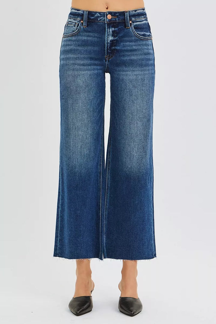 Mid-rise wide-leg cropped jeans with raw frayed hem